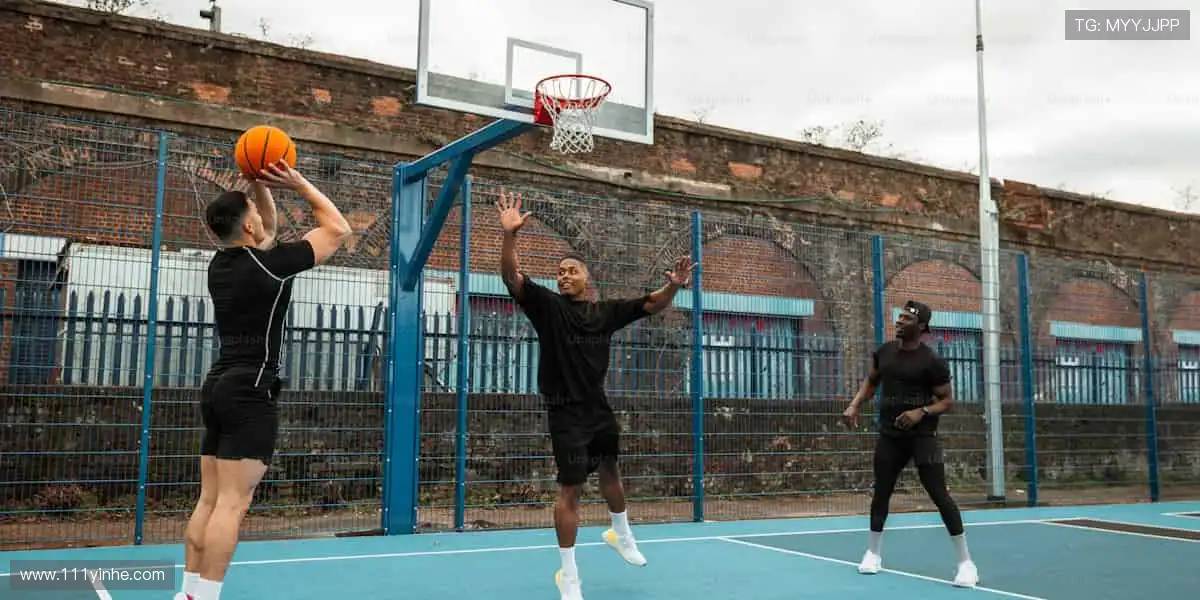 球星同款，限量周边，打造你的专属风格！👟🏆